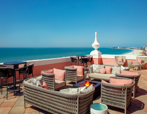 Rooftop firepit lounge